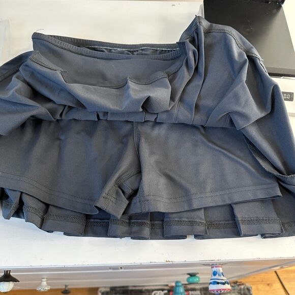 Bolle Jet Black Tennis Pickleball Pleated Skirt or Skort Built in Shorts S - Picture 7 of 9